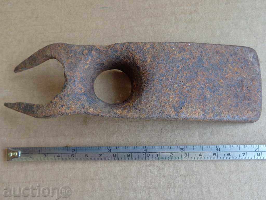 Ancient agricultural log, chapel, turnip, wrought iron - 5 Ancient agricultural log, chapel, turnip, wrought iron - 5