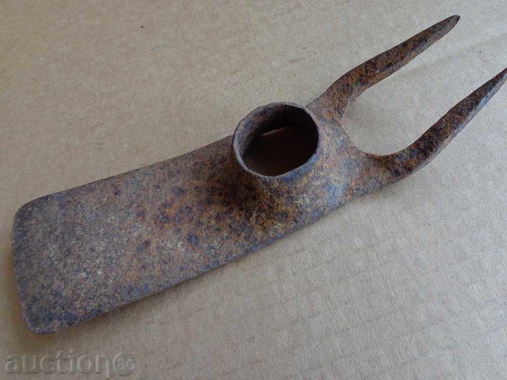 Ancient agricultural log, chapel, turnip, wrought iron - 6 Ancient agricultural log, chapel, turnip, wrought iron - 6