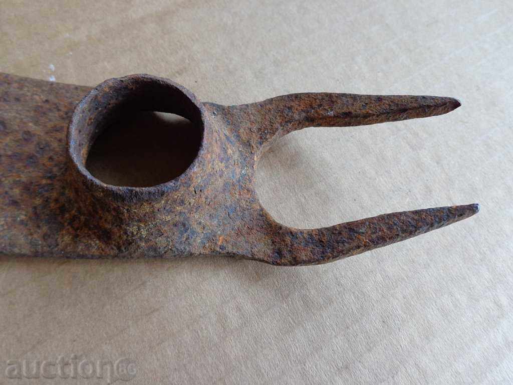 Ancient agricultural log, chapel, turnip, wrought iron - 7 Ancient agricultural log, chapel, turnip, wrought iron - 7