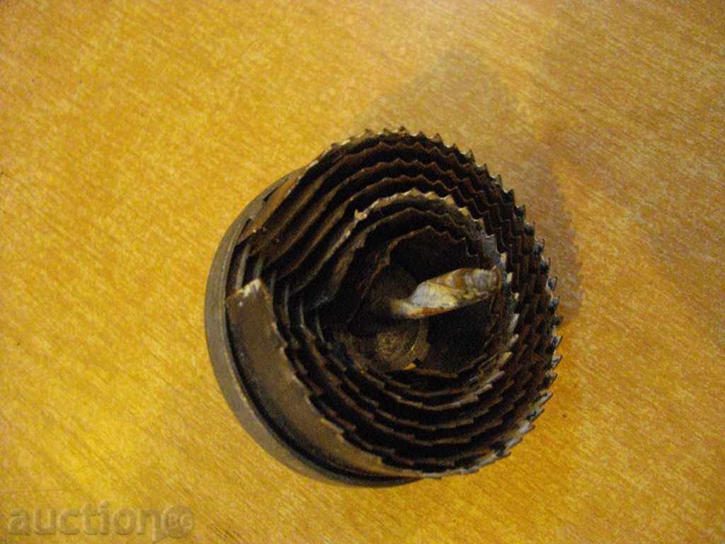 Tool for drilling holes - 2 with price 7.00 BGN | € 3.58 Tool for drilling holes - 2 with price 7.00 BGN | € 3.58