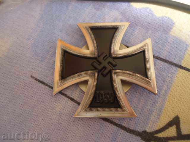 Auction  German, Nazi Iron Cross 3 Reich on Screw