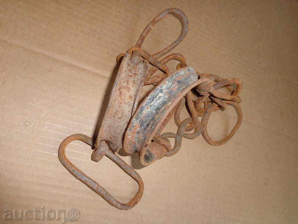 Old forged buckles, shackles, shackles, chain - 6 Old forged buckles, shackles, shackles, chain - 6