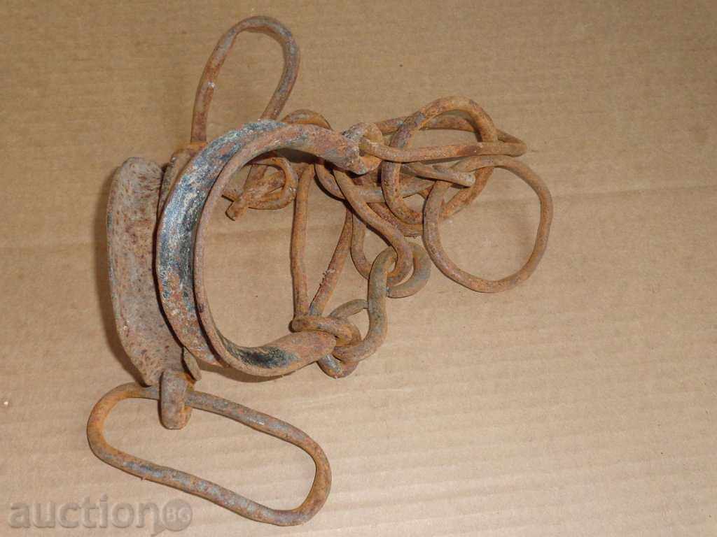 Old forged buckles, shackles, shackles, chain - 7 Old forged buckles, shackles, shackles, chain - 7