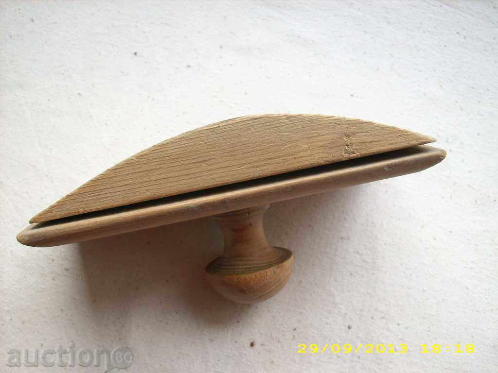 Auction Old aristocratic paperweight Auction Old aristocratic paperweight