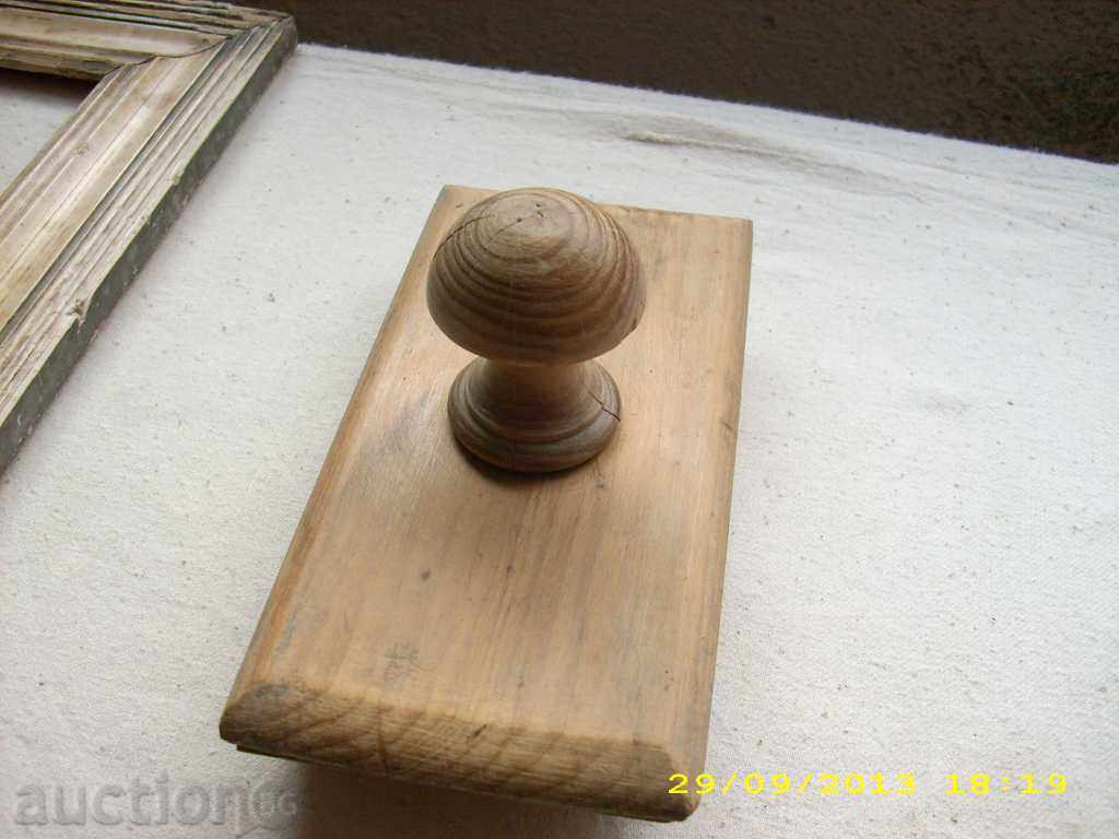 Old aristocratic paperweight - 6 Old aristocratic paperweight - 6