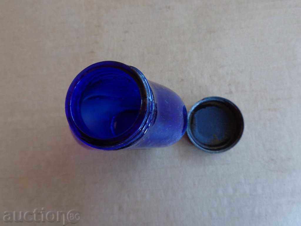 An old medicine bottle, a jar, a bottle - 6 An old medicine bottle, a jar, a bottle - 6