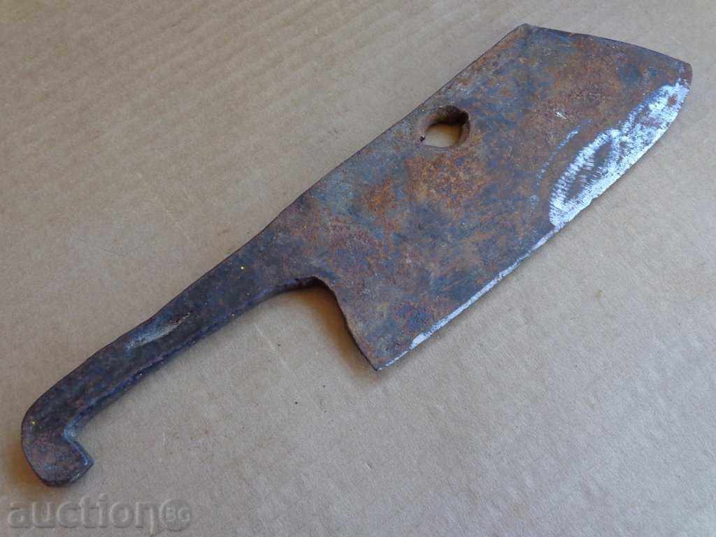 Auction Sutter, ax, knife Auction Sutter, ax, knife