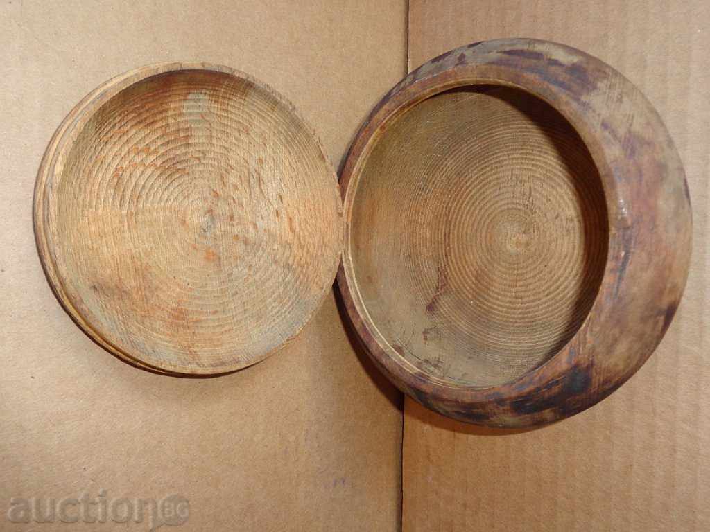 An old wooden bowl, a salt pan, a sugar bowl, a bowl - 7 An old wooden bowl, a salt pan, a sugar bowl, a bowl - 7