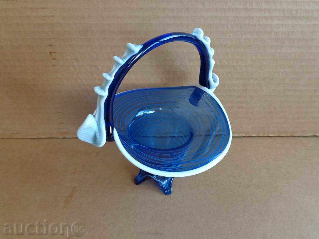 Delivery of An old glass basket, a candy bar, a fruit bowl