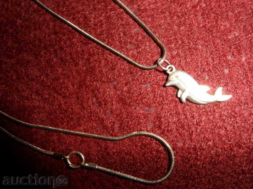 ΚΟΛΙΕ με δελφίνι με τιμή € 5.00 | 9.78 BGN