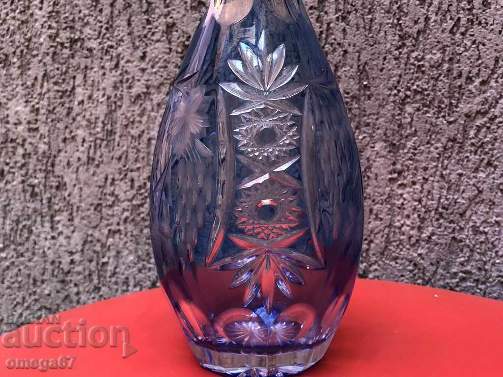 Масивна кристална гарафа за алкохол с цена € 150.00 | 293.37 лв. Масивна кристална гарафа за алкохол с цена € 150.00 | 293.37 лв.