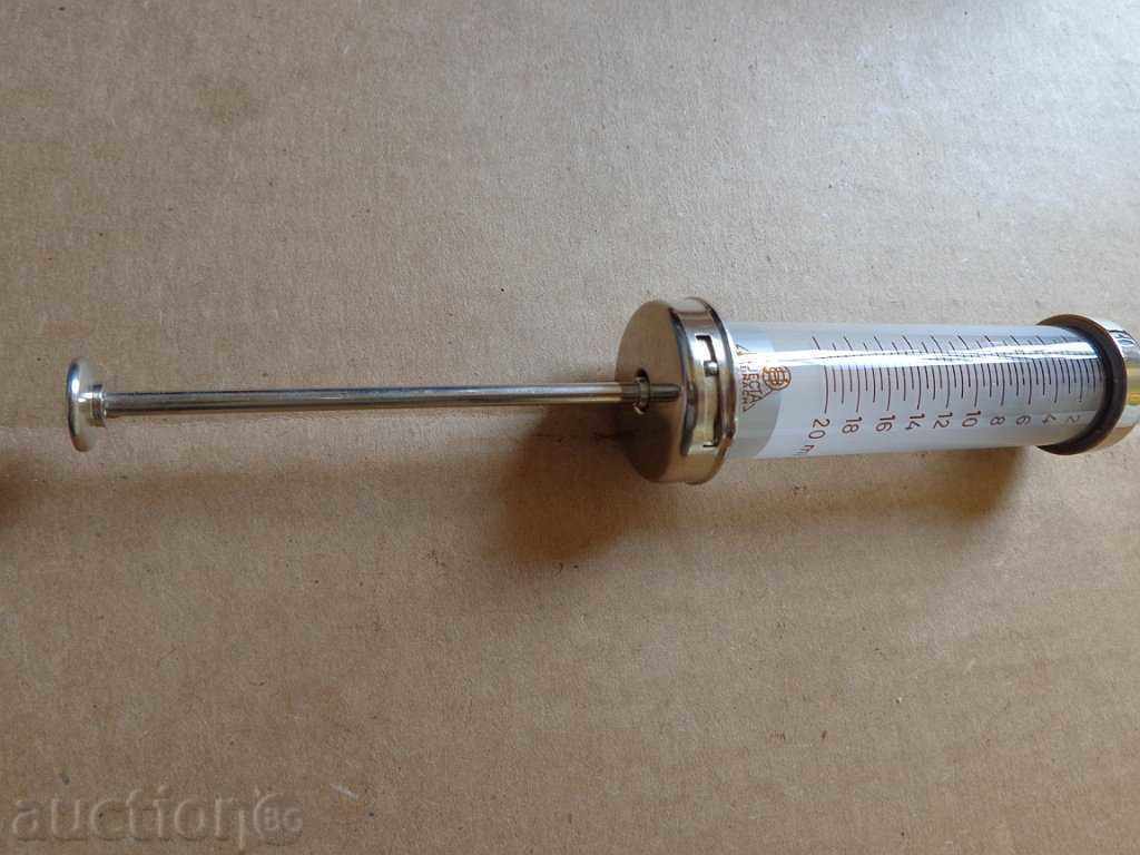 Delivery of Syringe, glass injection made in Germany Delivery of Syringe, glass injection made in Germany