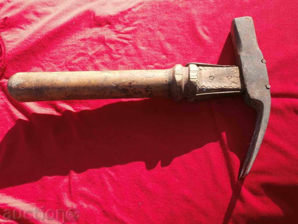 Old Revival Craftsman/Carpenter/ Hammer - 6 Old Revival Craftsman/Carpenter/ Hammer - 6