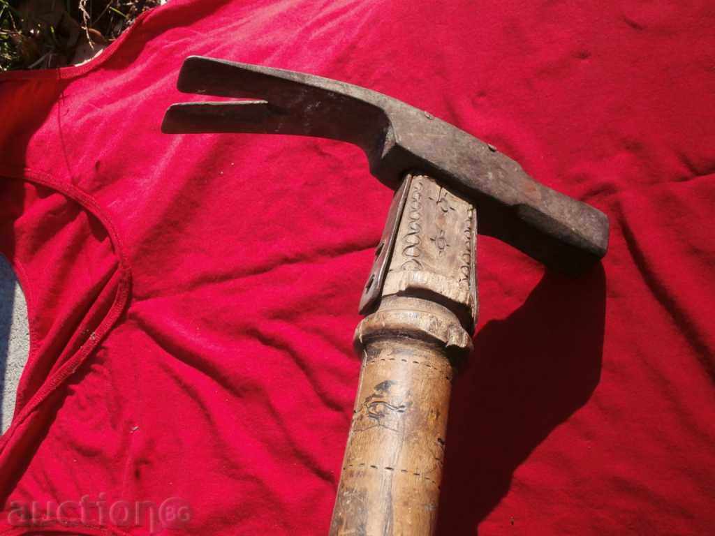 Old Revival Craftsman/Carpenter/ Hammer - 7 Old Revival Craftsman/Carpenter/ Hammer - 7