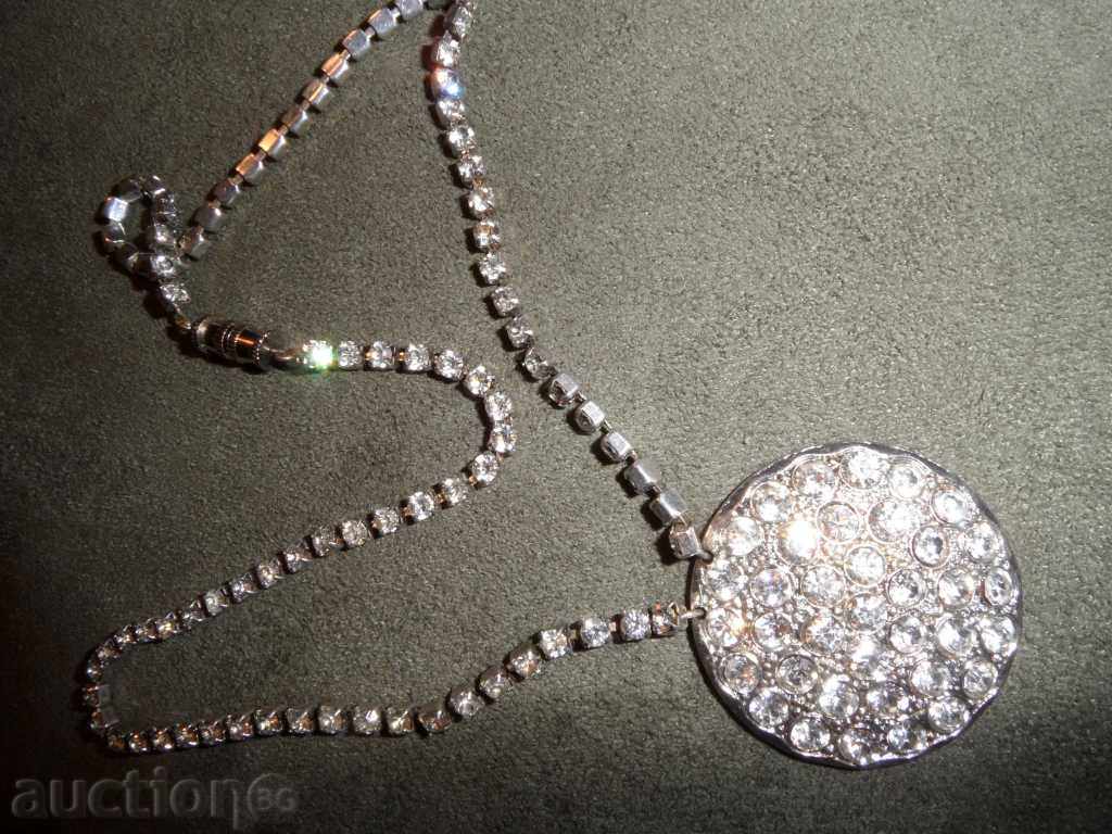 COLOR with transparent pebbles and pendant with a diameter of 35 mm with price 4.99 BGN | € 2.55 COLOR with transparent pebbles and pendant with a diameter of 35 mm with price 4.99 BGN | € 2.55