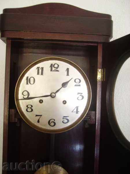 Licitație Vindem ceas de cabinet Yunghans