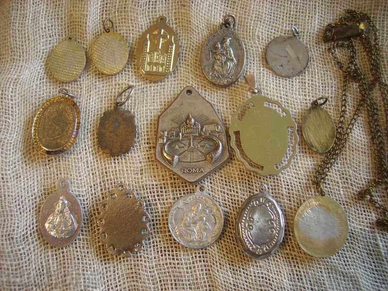 Delivery of I sell 15 church medallions Delivery of I sell 15 church medallions