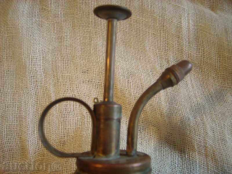 Πώληση χάλκινο ψεκαστήρα με τιμή 30.00 BGN | € 15.34 Πώληση χάλκινο ψεκαστήρα με τιμή 30.00 BGN | € 15.34