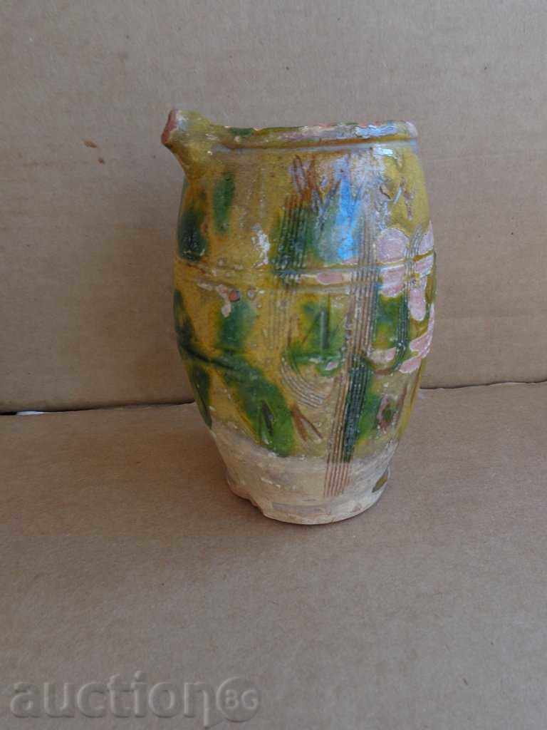 Old clay pavour, barrel, pottery, barrel, crown