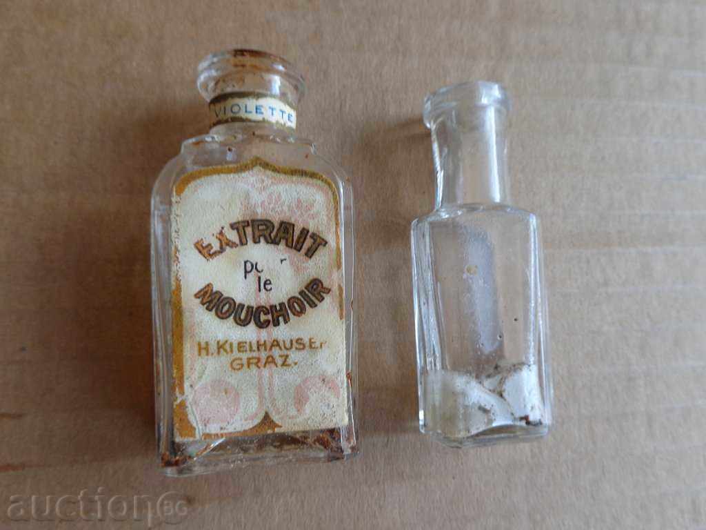 Лот от шишенца за парфюм началото на ХХ век