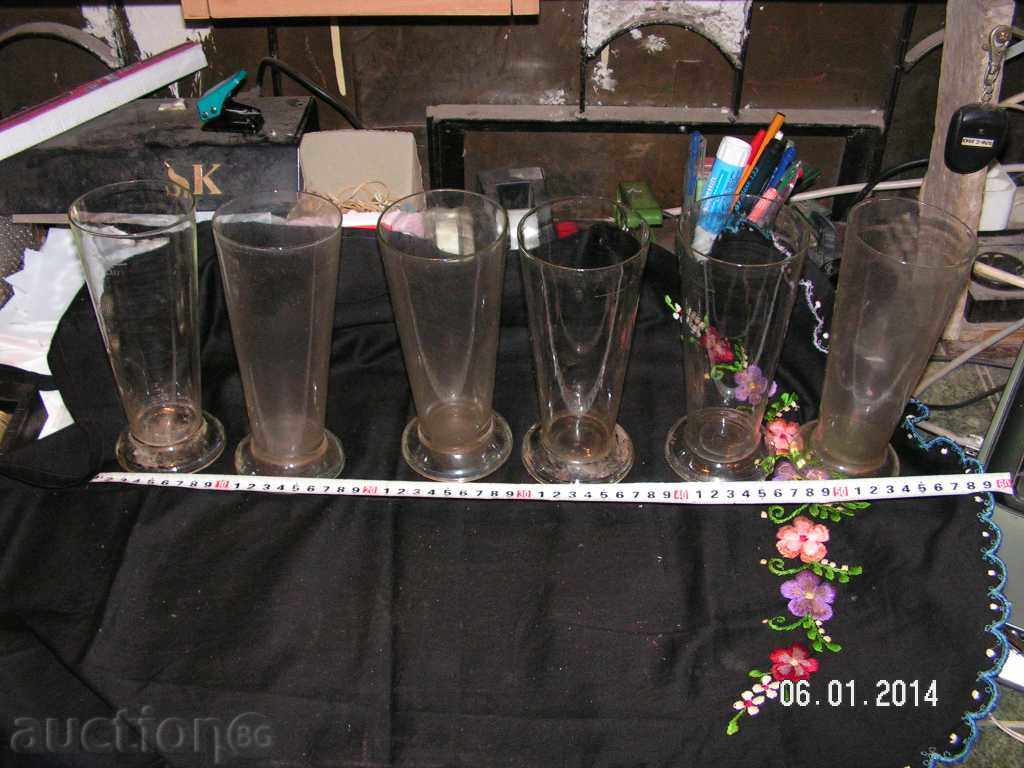 Delivery of 1722. STAR SERVICE COCKTAIL GLASS GLASS Delivery of 1722. STAR SERVICE COCKTAIL GLASS GLASS