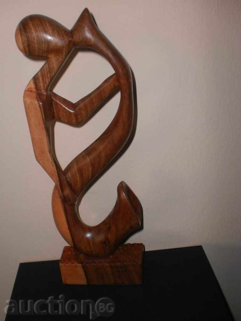 Kiss τυποποιημένο σύνθεση της βασιλικής έβενο με τιμή 99.00 BGN | € 50.62 Kiss τυποποιημένο σύνθεση της βασιλικής έβενο με τιμή 99.00 BGN | € 50.62