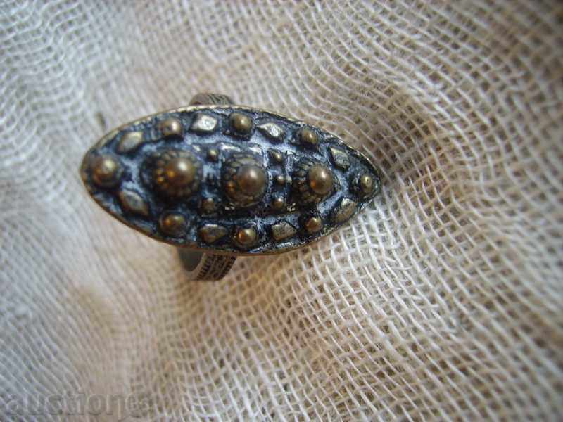 I sell ladies' national Revival ring 2 with price 70.00 BGN | € 35.79 I sell ladies' national Revival ring 2 with price 70.00 BGN | € 35.79