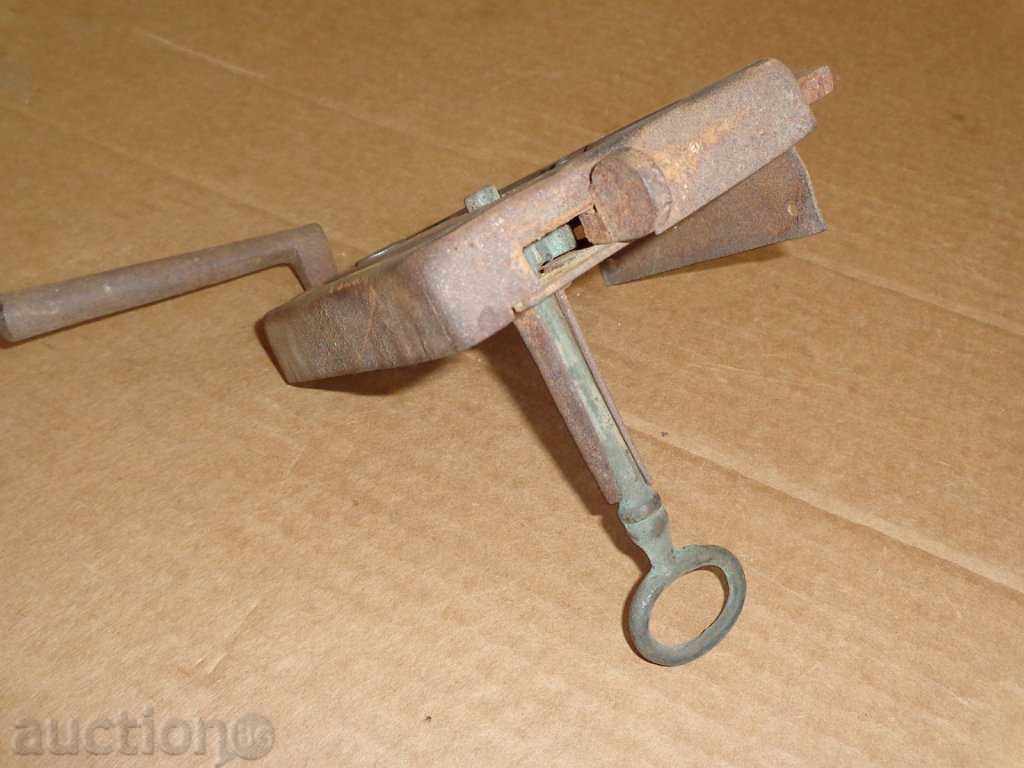 Delivery of Old Jewish lock, lock, latch, hardware Delivery of Old Jewish lock, lock, latch, hardware