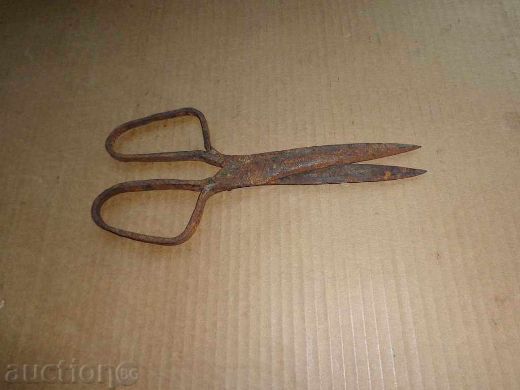 Auction  Old forged abadge scissors