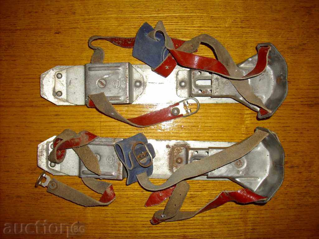 Auction  Ice skates