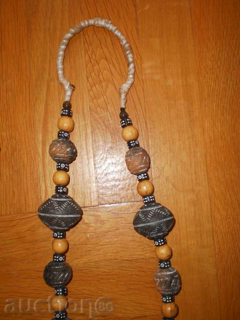 Wall-decoration with ceramics from Africa-3 - 5 Wall-decoration with ceramics from Africa-3 - 5