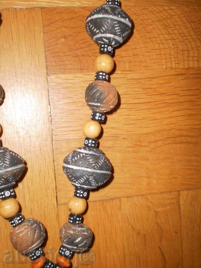 Wall-decoration with ceramics from Africa-3 - 7 Wall-decoration with ceramics from Africa-3 - 7