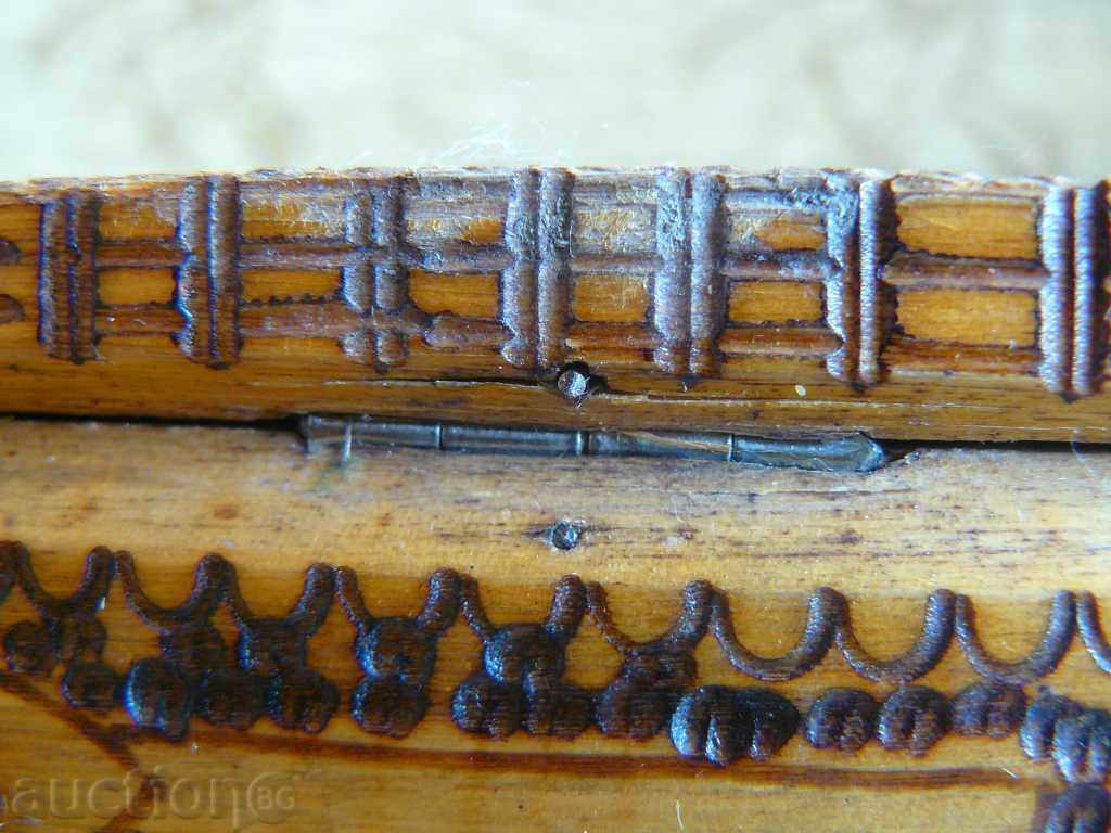 Auction Jewelery box - first Auction Jewelery box - first