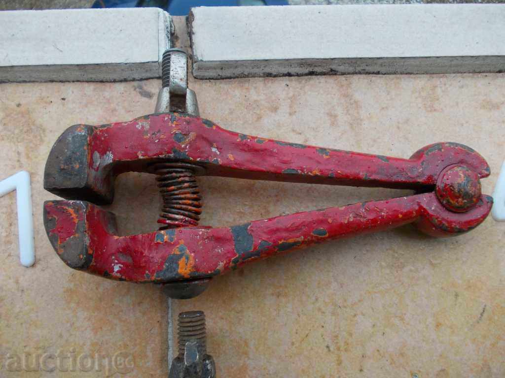 Forging bracket 1 with price 20.00 BGN | € 10.23 Forging bracket 1 with price 20.00 BGN | € 10.23