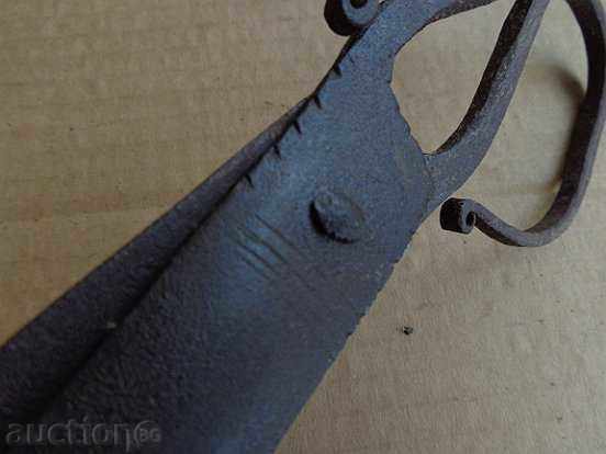 Auction Old hand forged scissors, wrought iron Auction Old hand forged scissors, wrought iron