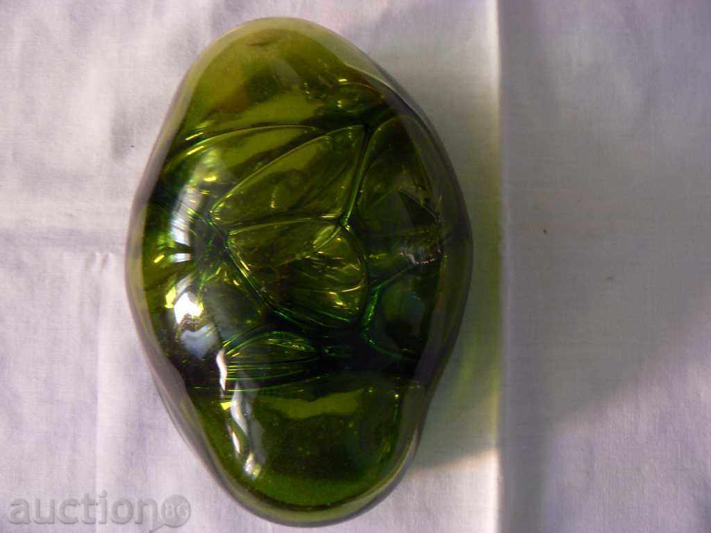 An old ashtray of solid glass and another! - 6 An old ashtray of solid glass and another! - 6