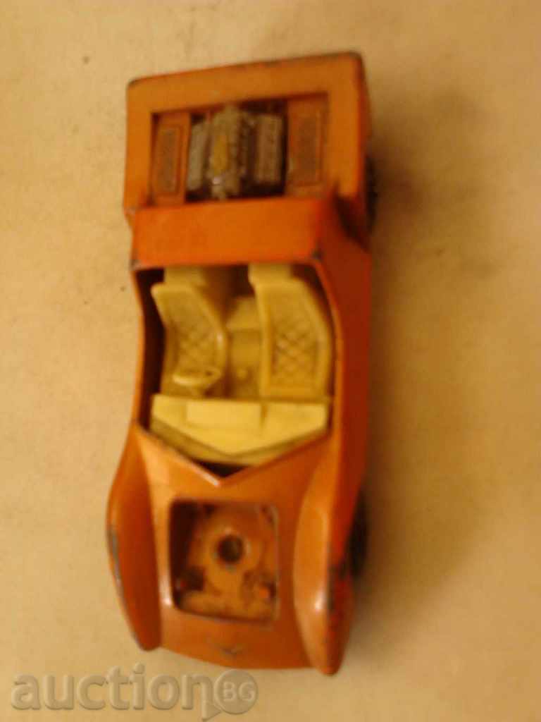 Auction Model carriage Gruesone Twosome Made in England Auction Model carriage Gruesone Twosome Made in England