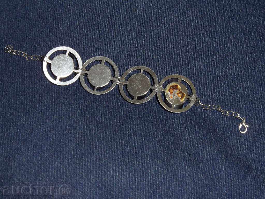 Παράδοση Βραχιόλι με 4 μεγάλες αμέθυσες Παράδοση Βραχιόλι με 4 μεγάλες αμέθυσες