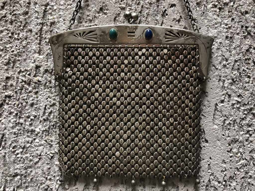 Auction Silver lady's bag from of XX. France Auction Silver lady's bag from of XX. France