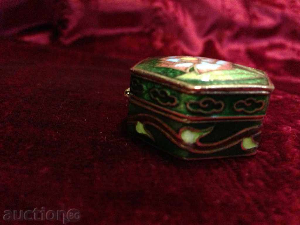 Auction EMAILED BOX Auction EMAILED BOX