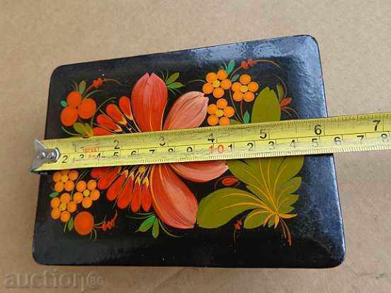 Old Russian box, box with price 62.00 BGN | € 31.70 Old Russian box, box with price 62.00 BGN | € 31.70