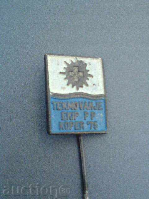 Auction Lot Red Cross Auction Lot Red Cross