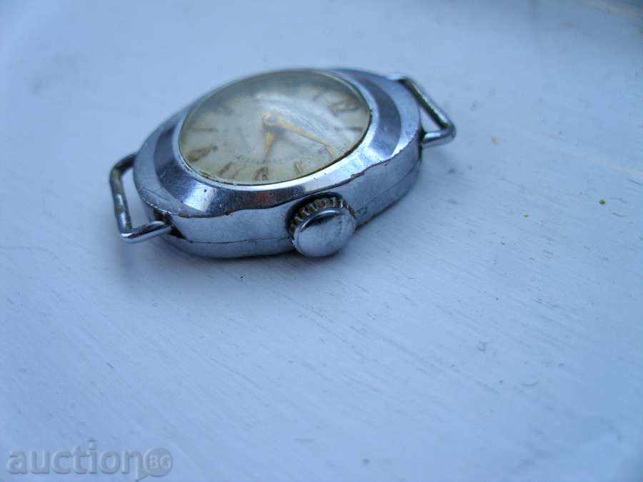 Руски стар дамски механичен часовник ЗАРЯ за колекция с цена € 5.10 | 9.97 лв.