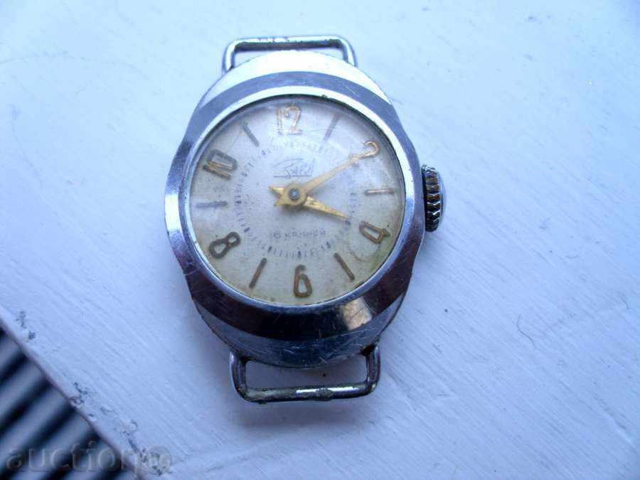 Руски стар дамски механичен часовник ЗАРЯ за колекция