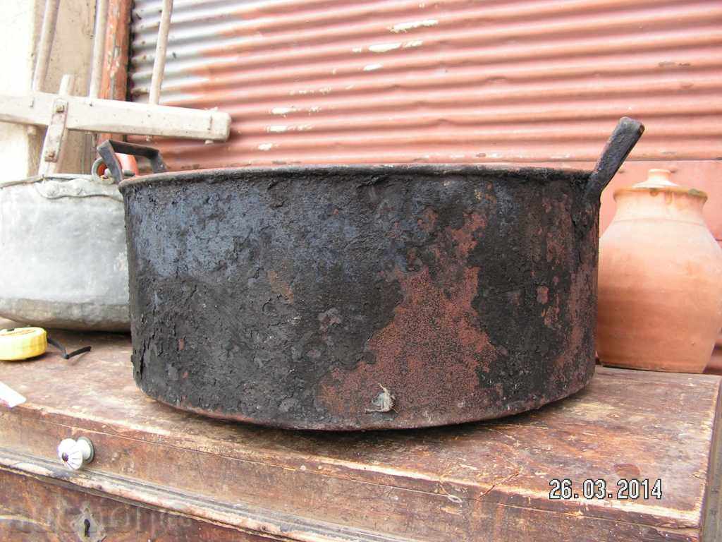 Auction 2633. STAR IRON CALIBRATION TANK Auction 2633. STAR IRON CALIBRATION TANK