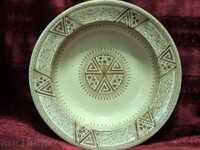 Порцеланова чиния/Англия---IXX в.