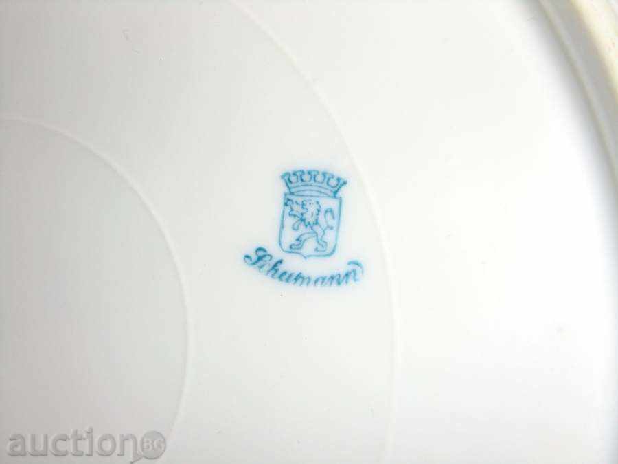 Delivery of Decorative wall plate Delivery of Decorative wall plate