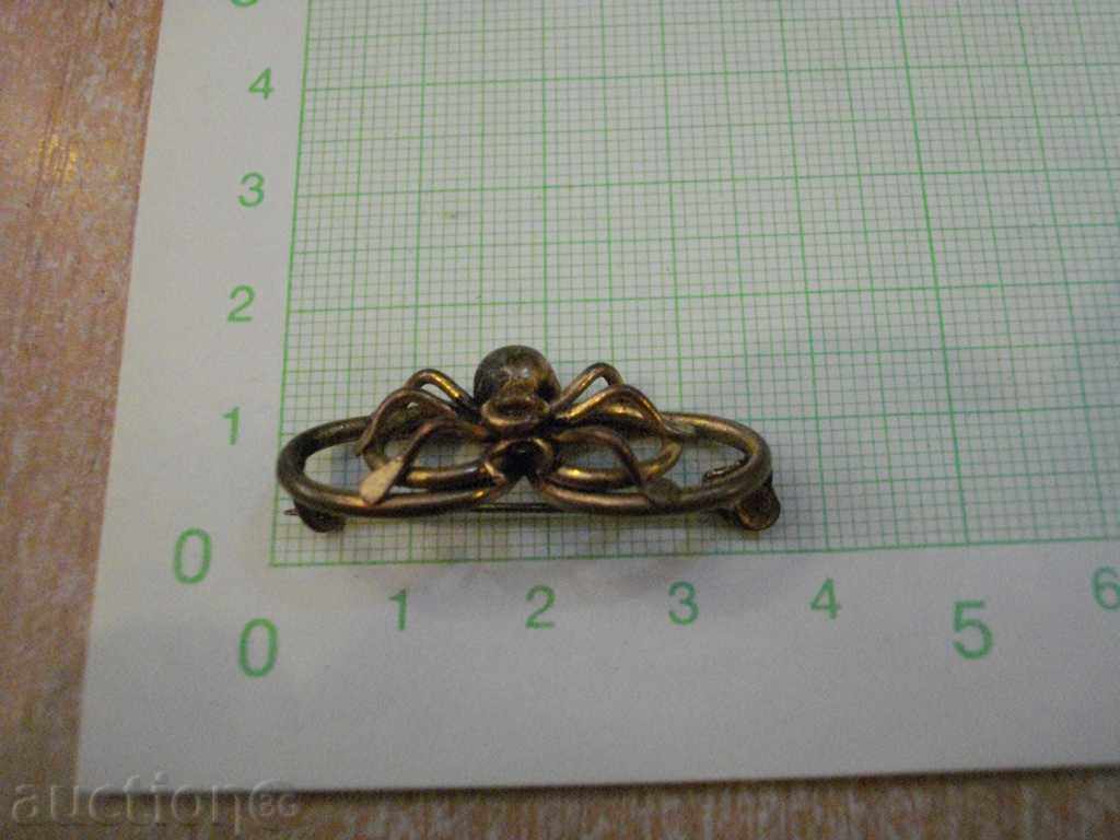 Delivery of Spider Brooch Delivery of Spider Brooch