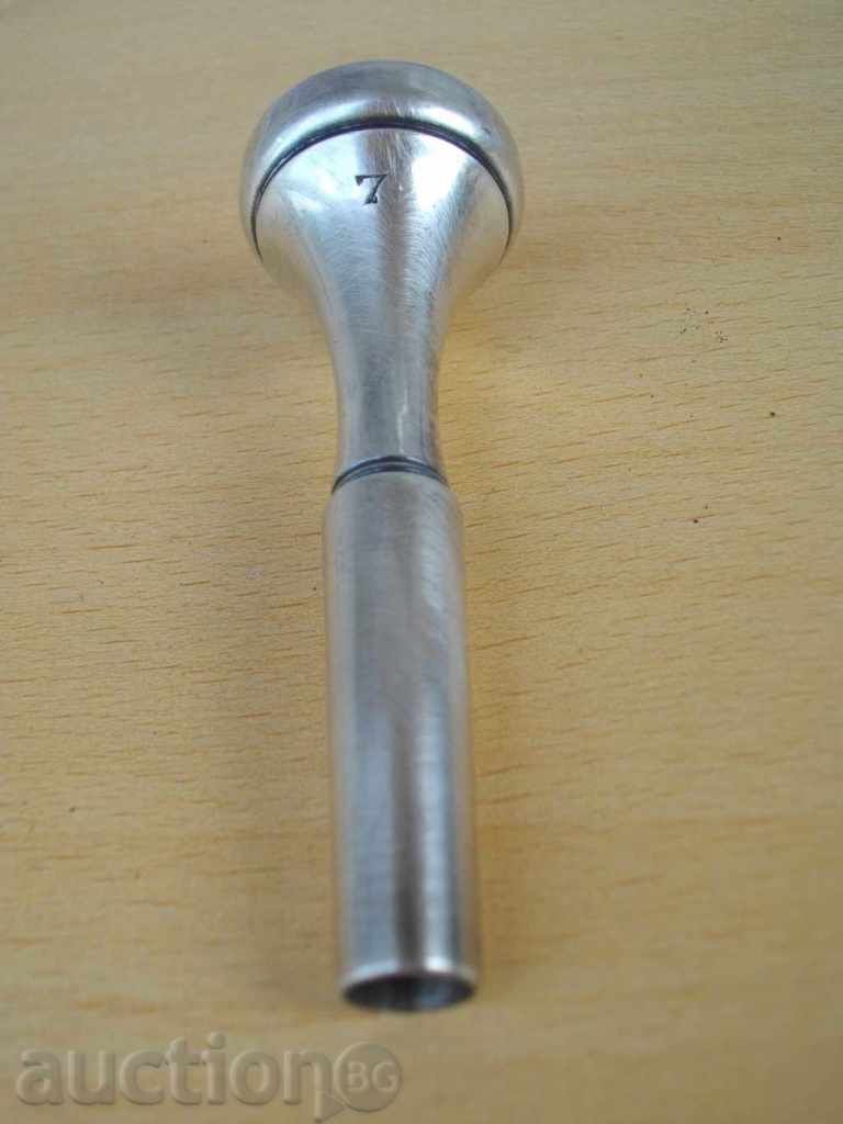 № 7 muștiuc pentru trompeta cu preț 70.00 BGN | € 35.79 № 7 muștiuc pentru trompeta cu preț 70.00 BGN | € 35.79