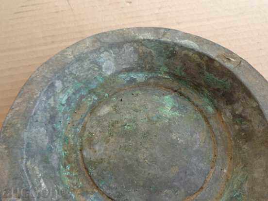 Auction Old sahane, baker, pan Auction Old sahane, baker, pan